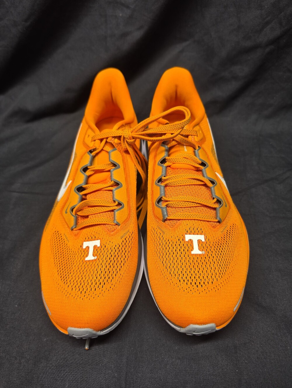 Nike Air Zoom Pegasus 41 Tennessee Volunteers Men's 8.5 Orange NCAA New No Box